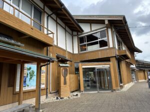 キンニャモンニャセンターの写真