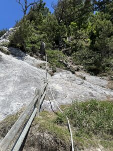 ローソク島展望台までのアプローチ 